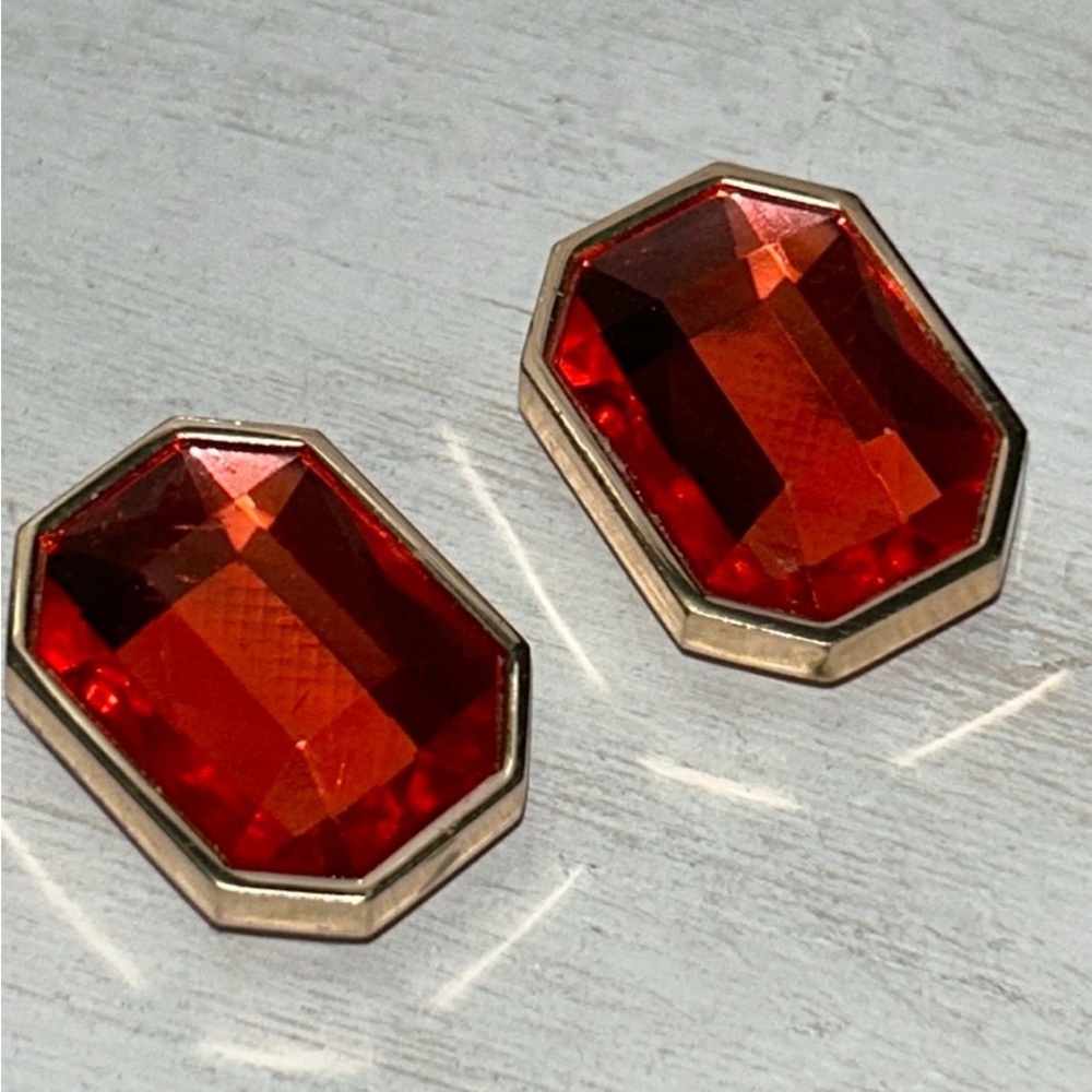 CROCS▪️Elegant Red Gemstone Charms